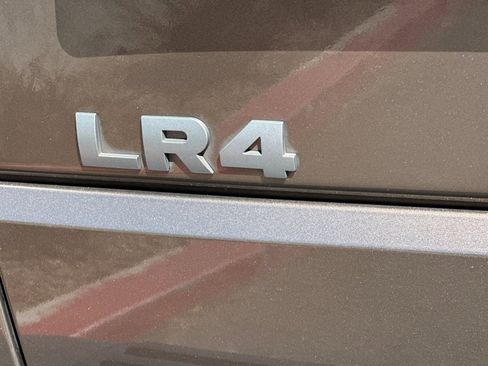 Used 2010 Land Rover LR4 HSE LUX image 12