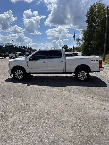 Used 2019 Ford F350 Limited w/ FX4 Off-Road Package AWD/4WD image 4