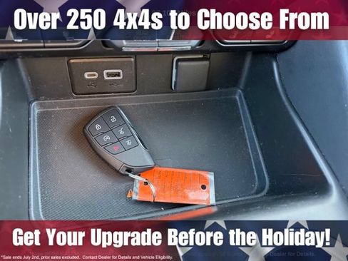 Used 2022 Chevrolet Tahoe RST w/ Luxury Package AWD/4WD image 28