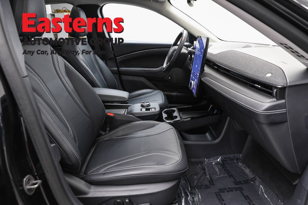 Used 2023 Ford Mustang Mach-E Premium AWD/4WD image 27