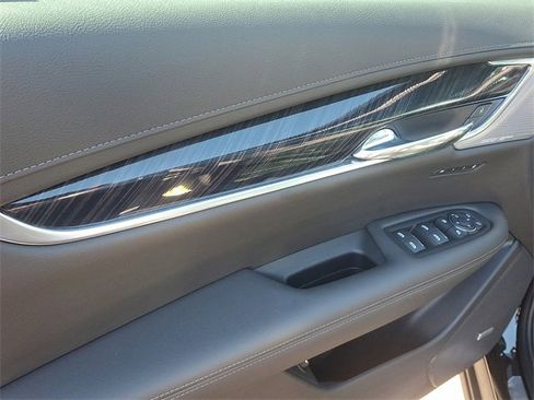 New 2025 Cadillac XT6 Premium Luxury w/ Technology Package image 9