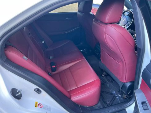 Used 2016 Lexus IS 200t w/ F Sport Package RWD image 11