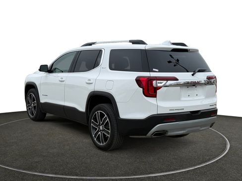 Used 2022 GMC Acadia SLT w/ Technology Package image 3