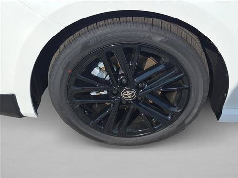 New 2026 Toyota Camry SE FWD image 10
