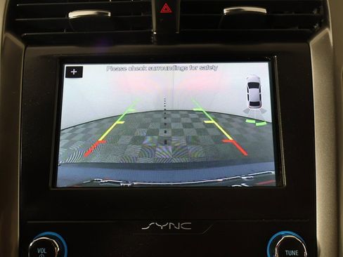 Used 2019 Ford Fusion SEL image 42