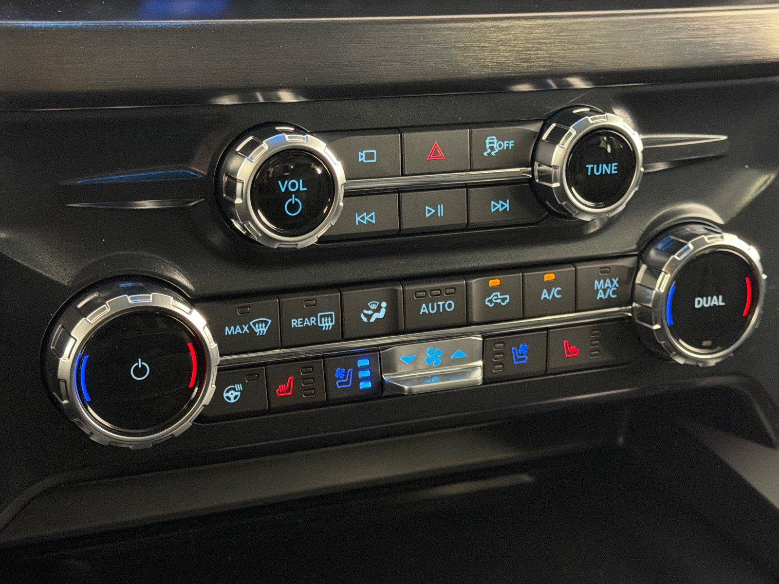 New 2026 Ford F250 Lariat w/ Lariat Premium Package AWD/4WD image 27