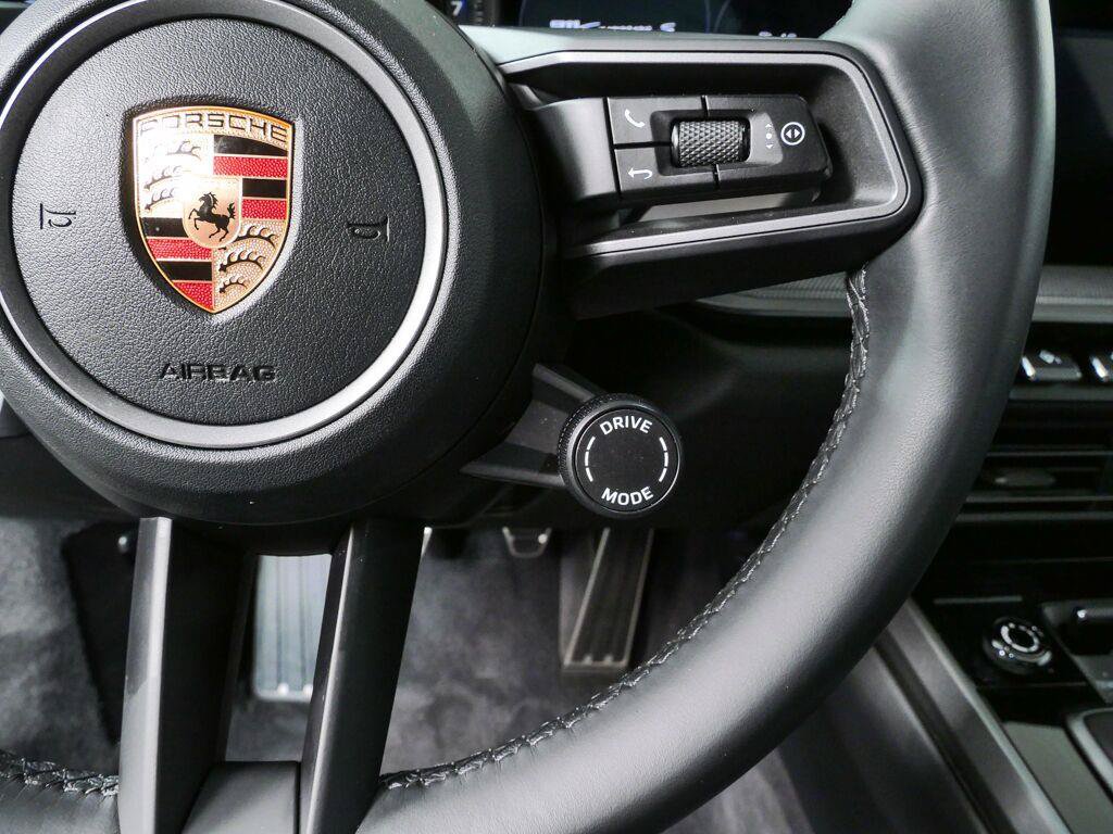 Certified 2023 Porsche 911 Carrera S RWD image 10