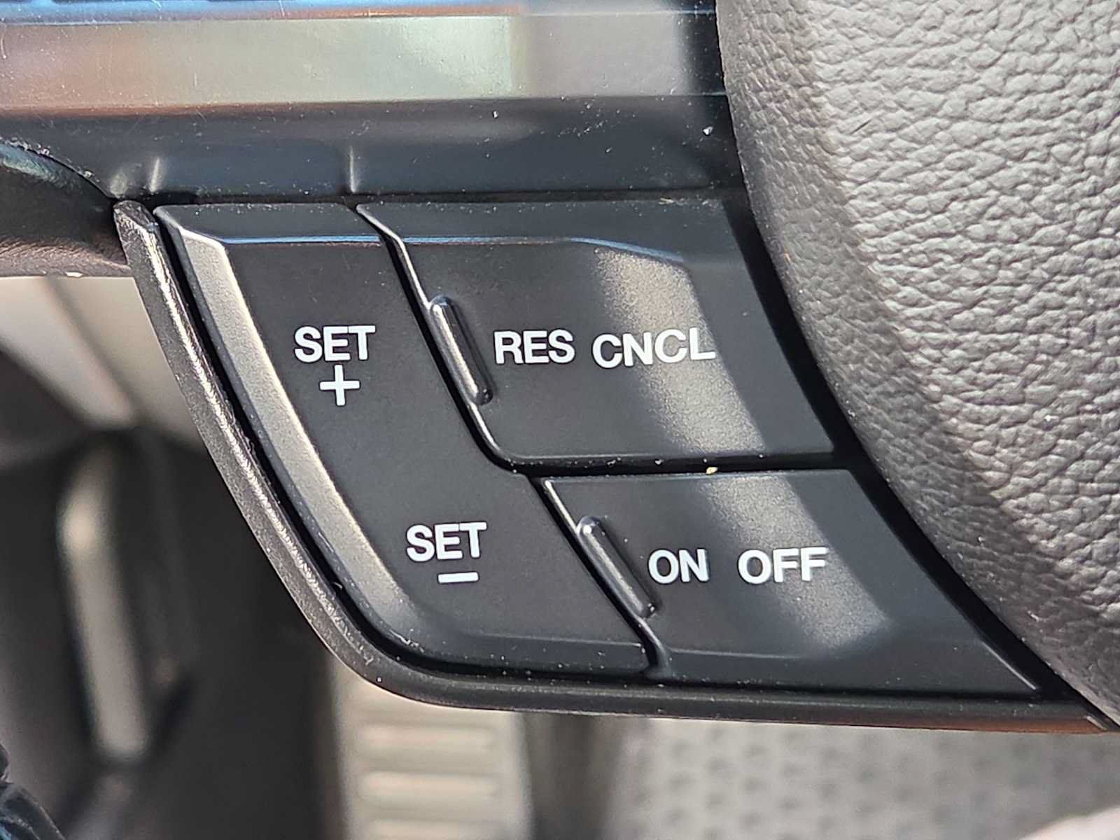 Used 2019 Ford Mustang Premium RWD image 23
