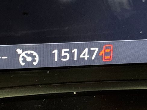 Used 2024 Chevrolet Blazer LT w/ Midnight/Sport Edition image 16