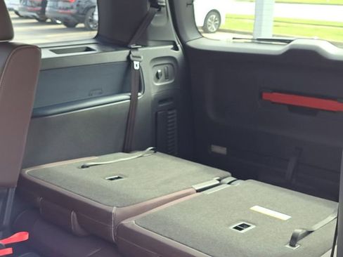 New 2025 Volkswagen ID. Buzz Pro S image 29