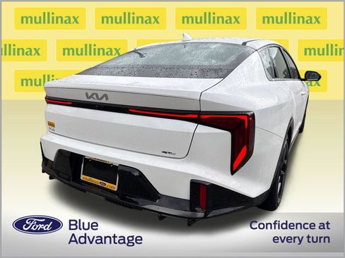 Used 2025 Kia K4 GT-Line w/ GT-Line Premium Package FWD image 4