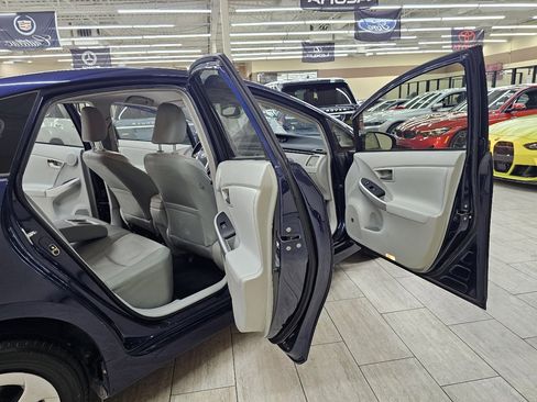 Used 2012 Toyota Prius V Two image 50