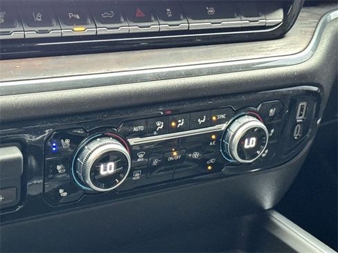 Used 2025 GMC Sierra 2500 SLT w/ SLT Premium Package image 20