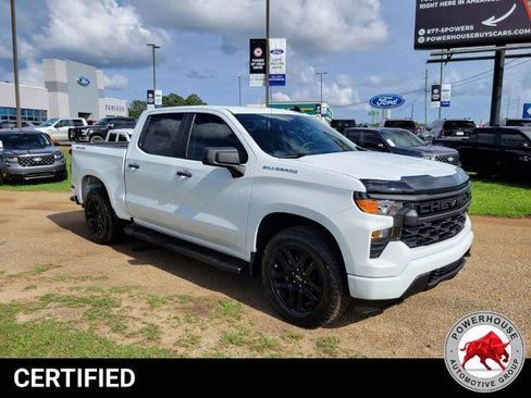 Used 2024 Chevrolet Silverado 1500 Custom AWD/4WD image 8