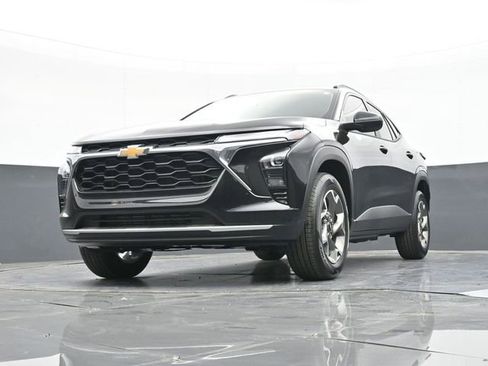 New 2026 Chevrolet Trax LT w/ Driver Confidence Package FWD image 53