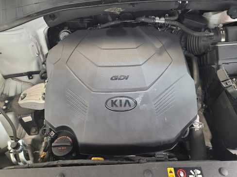 Used 2019 Kia Sorento SX image 30