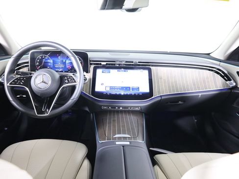 Certified 2025 Mercedes-Benz E 450 4MATIC Sedan image 39