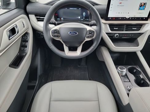 Certified 2026 Ford Explorer Active w/ Active Comfort Package image 32