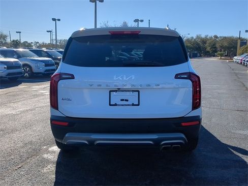 Used 2022 Kia Telluride SX image 7