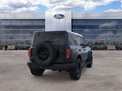 New 2026 Ford Bronco Outer Banks w/ Black Appearance Package AWD/4WD image 8