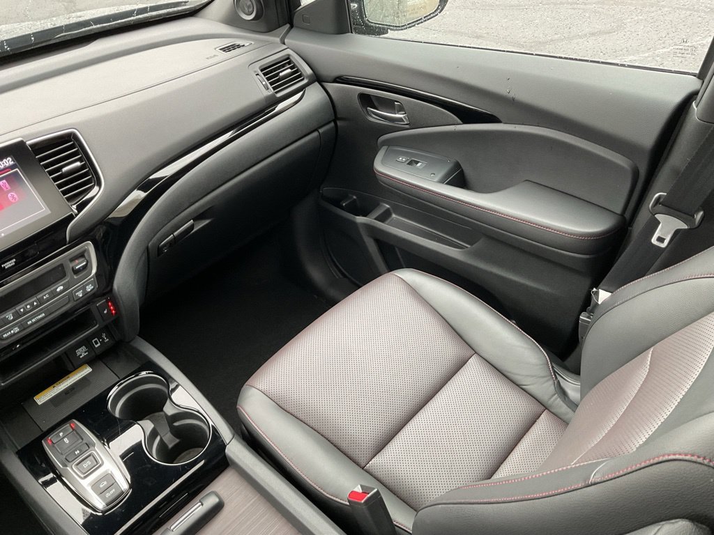 Used 2022 Honda Ridgeline Black Edition image 18