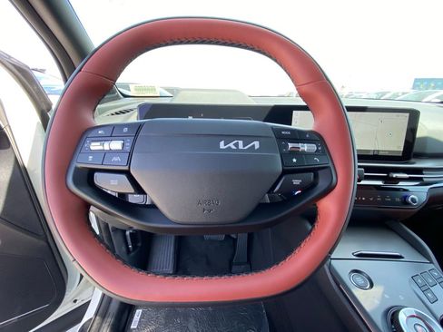 New 2026 Kia Sportage SX Prestige AWD/4WD image 17