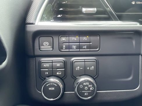 New 2026 Chevrolet Suburban RST w/ Comfort Package AWD/4WD image 23