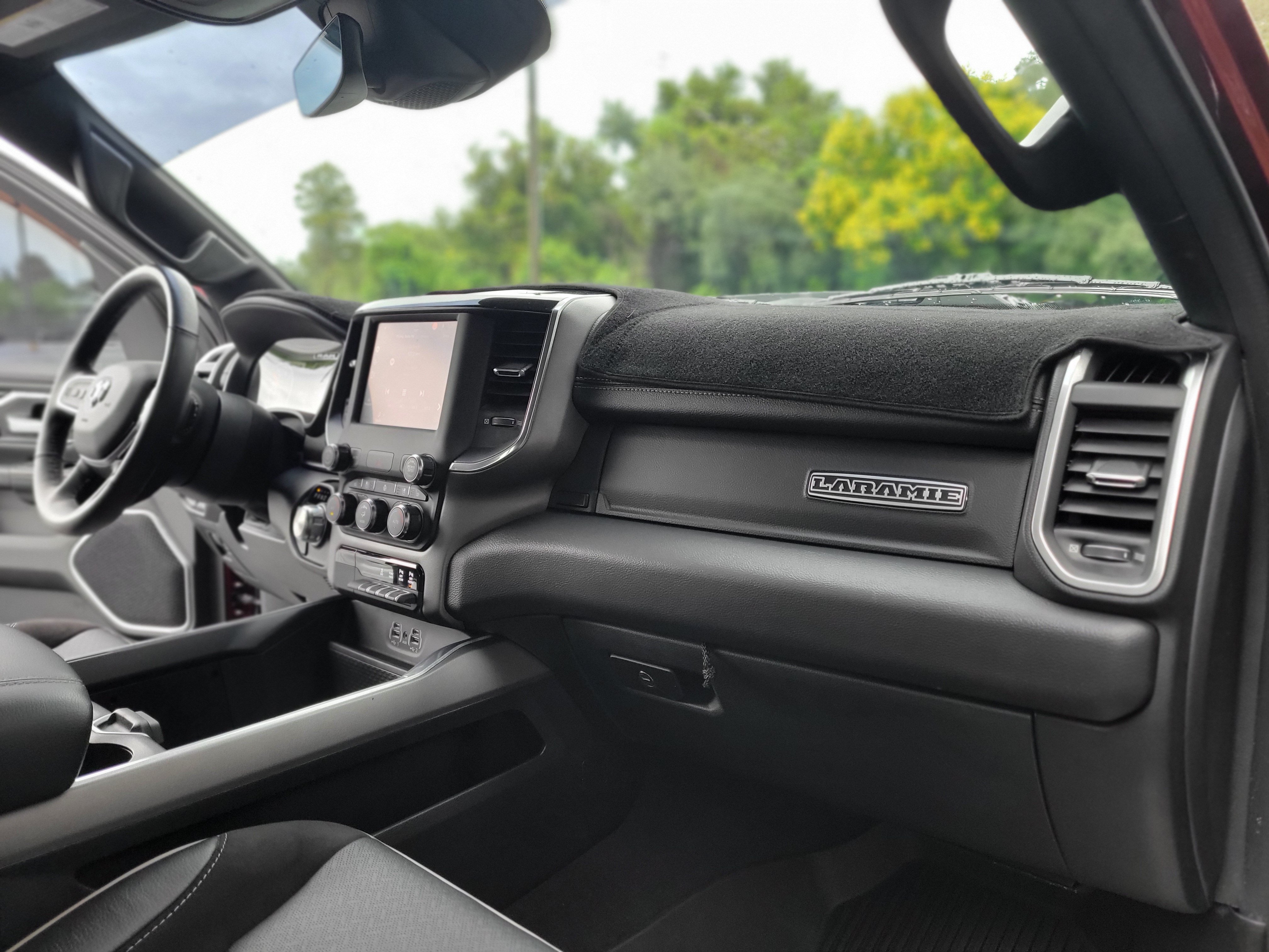 Used 2022 RAM 1500 Laramie AWD/4WD image 35