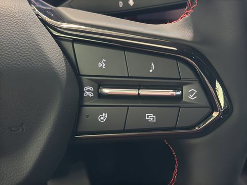 New 2026 Chevrolet Equinox EV RS image 28