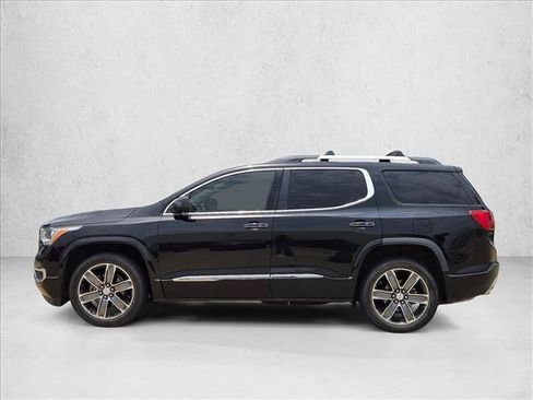 Used 2017 GMC Acadia Denali AWD/4WD image 9