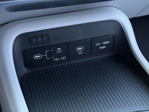 New 2026 Hyundai Kona SE image 18