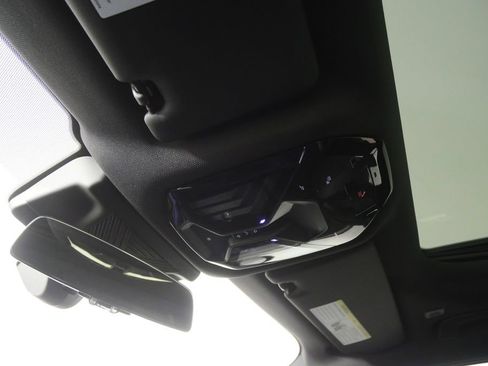 Certified 2024 BMW i5 eDrive40i w/ M Sport Package RWD image 21