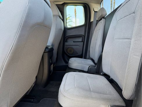 Used 2016 Chevrolet Colorado W/T w/ WT Convenience Package RWD image 18