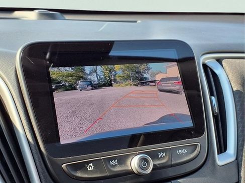 Certified 2024 Chevrolet Malibu LT FWD image 7