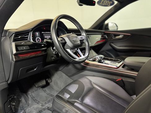 Used 2021 Audi Q8 Premium Plus image 13