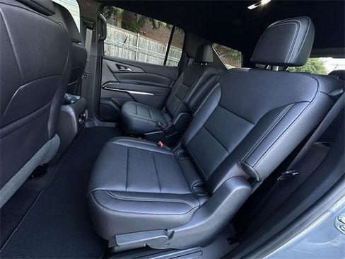 New 2026 Chevrolet Traverse LT w/ Driver Confidence Package image 19