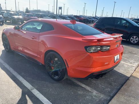 Used 2021 Chevrolet Camaro SS image 7