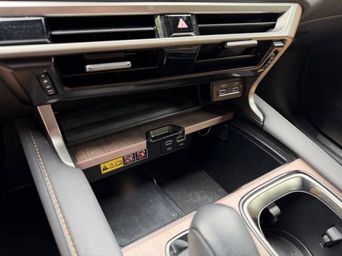 Used 2024 Lexus RX 350 Premium w/ Accessory Package (Z1) FWD image 18