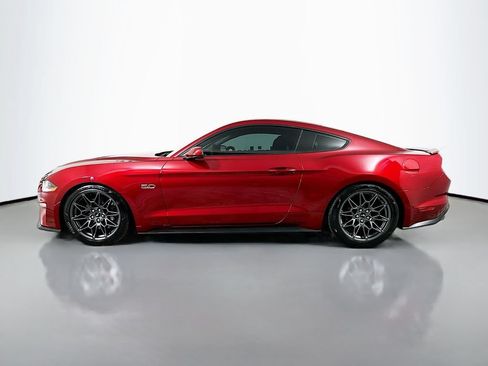 Used 2018 Ford Mustang GT RWD image 4