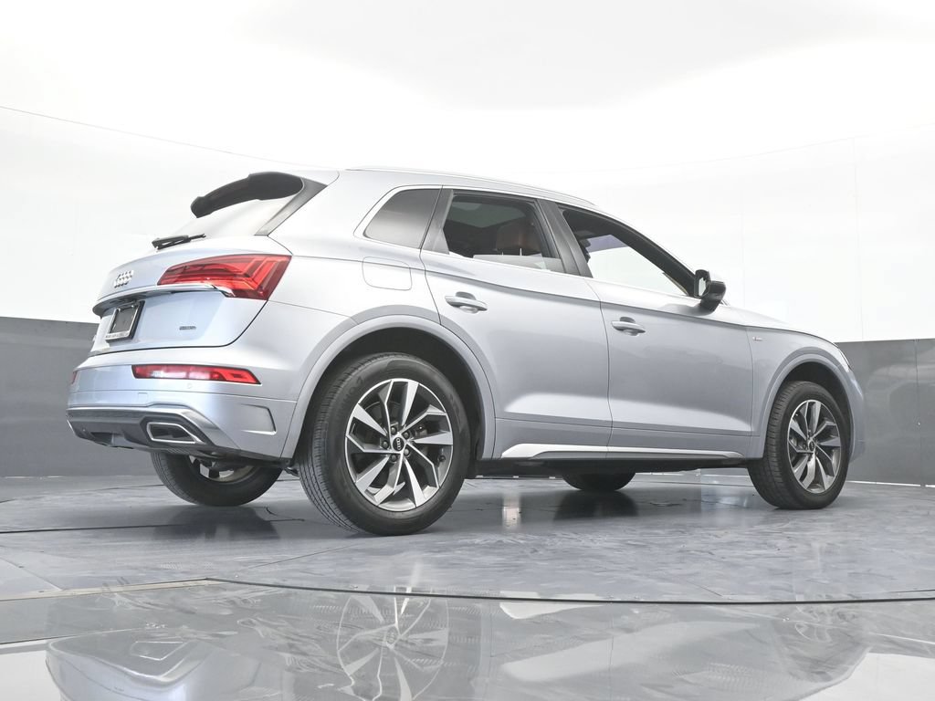 Used 2022 Audi Q5 2.0T Premium Plus w/ Premium Plus Package AWD/4WD image 65