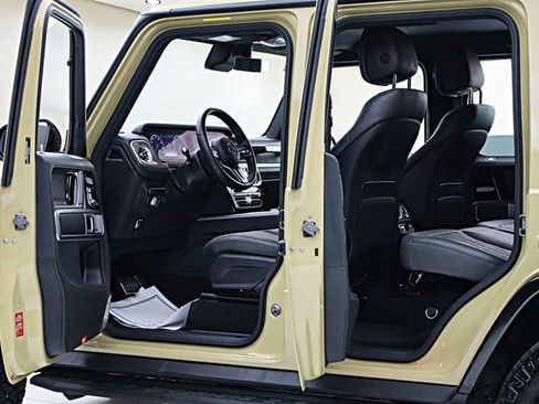 Used 2022 Mercedes-Benz G 550 image 5