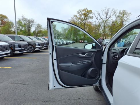 Used 2020 Hyundai Kona Ultimate AWD/4WD image 19