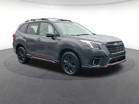 Used 2024 Subaru Forester Sport image 7