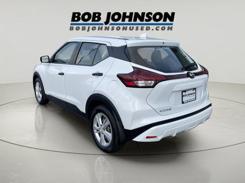 Used 2024 Nissan Kicks S FWD image 5