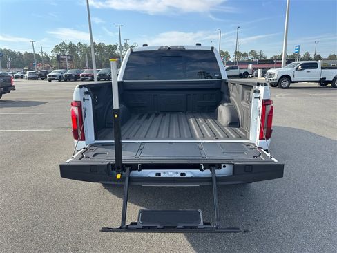 Used 2024 Ford F150 Raptor image 18