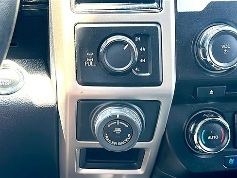 Used 2018 Ford F150 Lariat AWD/4WD image 35