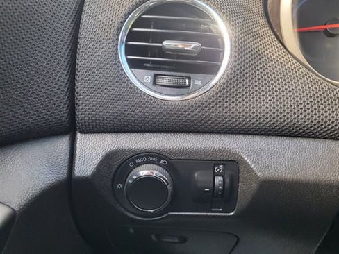 Used 2011 Chevrolet Cruze Eco FWD image 22
