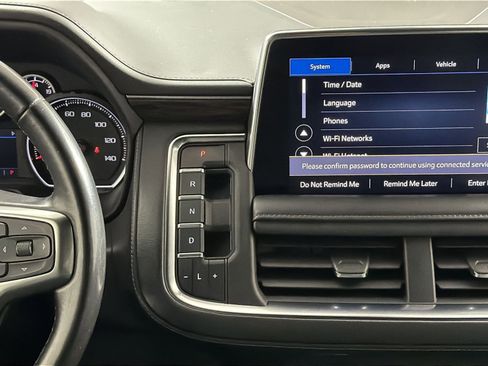 Used 2021 Chevrolet Suburban LS image 22