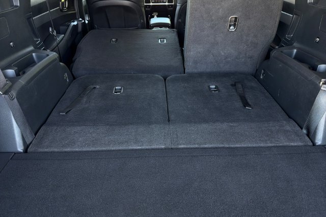 Used 2023 Kia Sorento S w/ Panoramic Sunroof Package FWD image 19