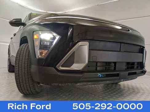 Used 2024 Hyundai Kona SEL image 28